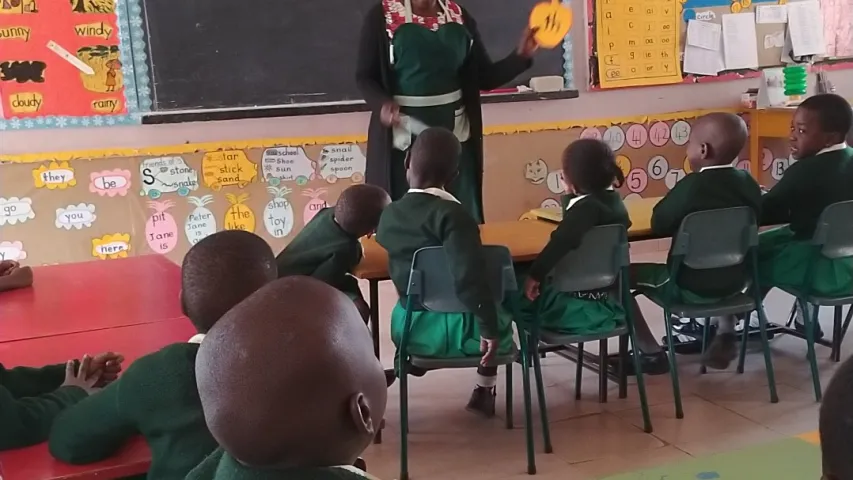 Nursery Class at Dade Learns to Blend Sounds